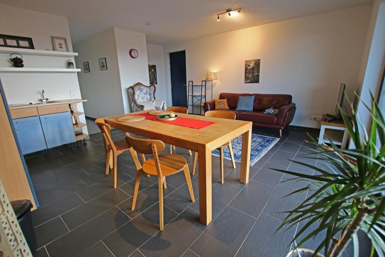 Hunsrueck Valley View Apartment With Cedar Sauna Bruschied Bagian luar foto