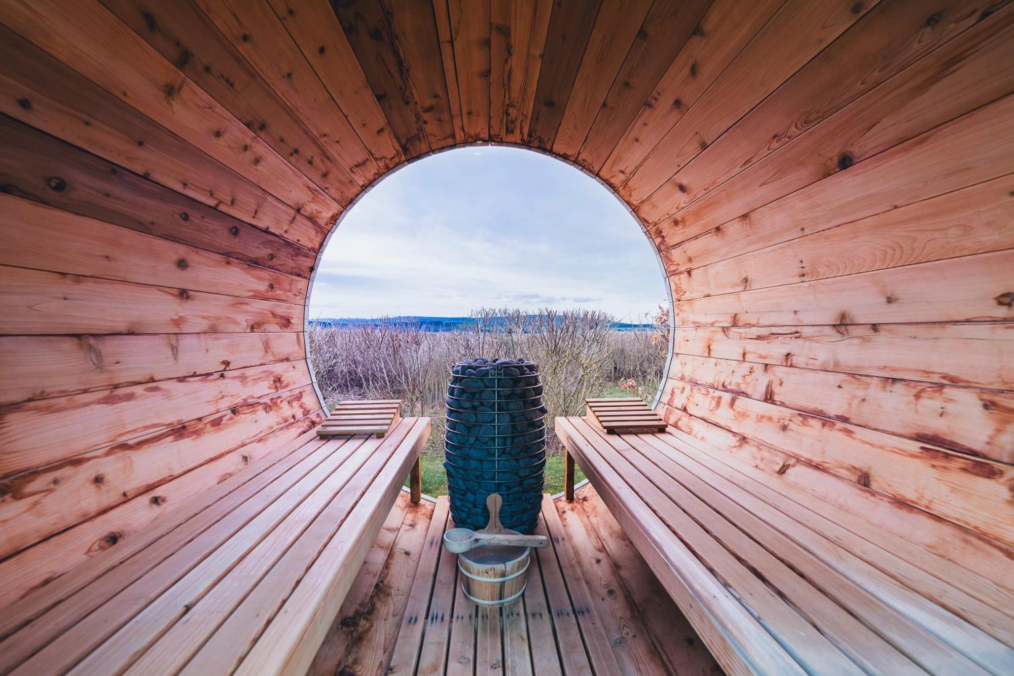 Hunsrueck Valley View Apartment With Cedar Sauna Bruschied Bagian luar foto