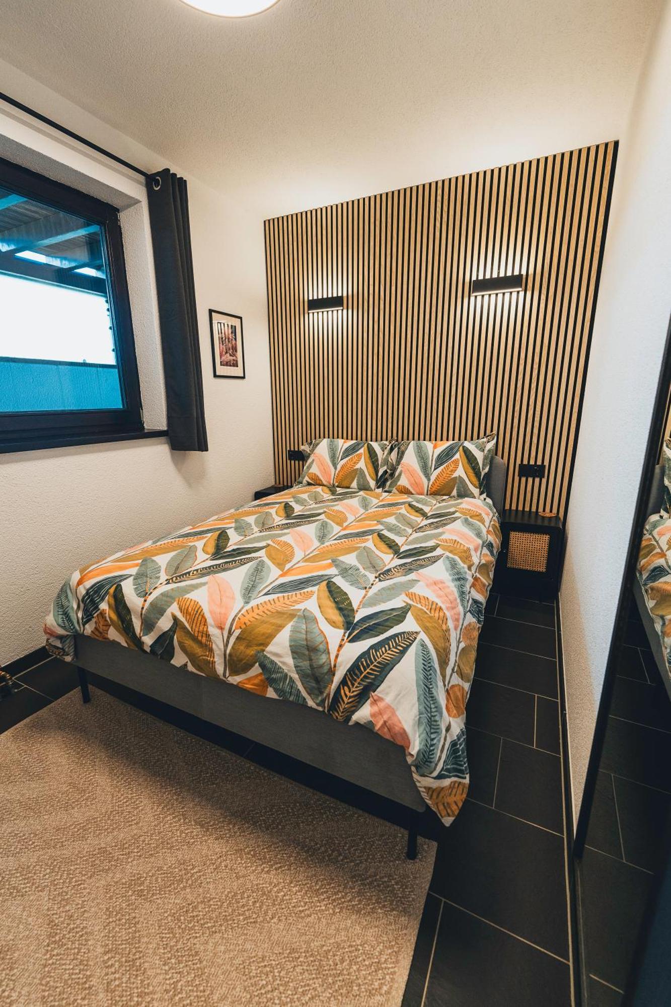 Hunsrueck Valley View Apartment With Cedar Sauna Bruschied Bagian luar foto