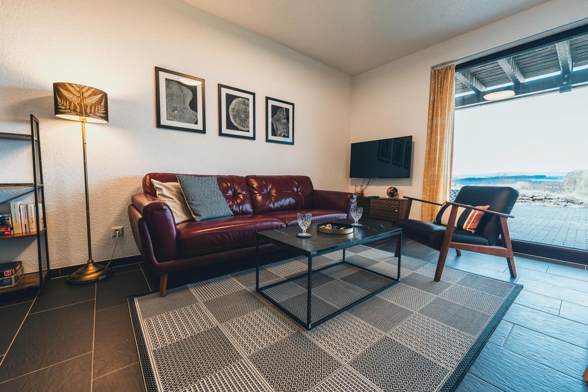 Hunsrueck Valley View Apartment With Cedar Sauna Bruschied Bagian luar foto